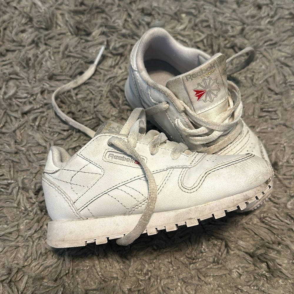 Reebok White Sneakers (Toddler)
